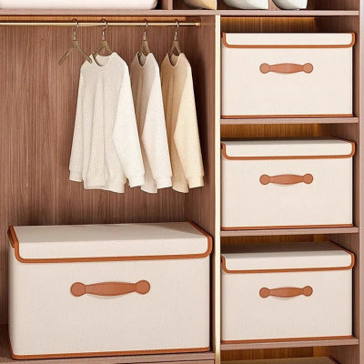 boite de rangement vetement beige étagère dressing rendu propre