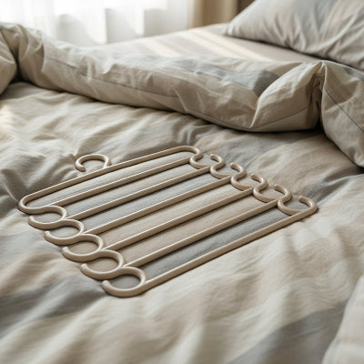 cintre pour pantalon beige