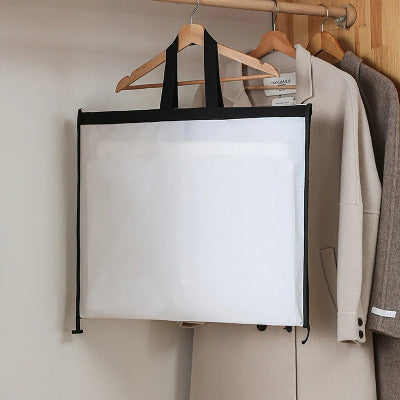 housse de vêtement suspendu cintre bois poignée blanc noir dressing