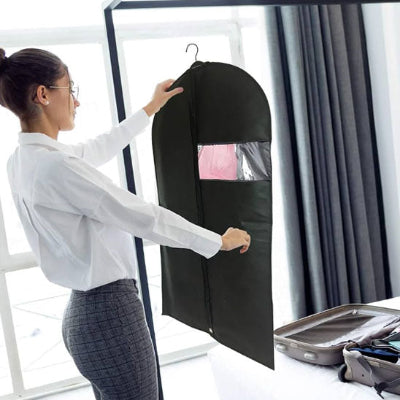 housse-vĂȘtement-femme-d-affaires-prĂ©pare-voyage-facilement-avec-housse