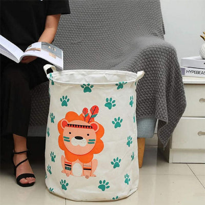 panier à linge lion décor pâte canapé chevet femme lire