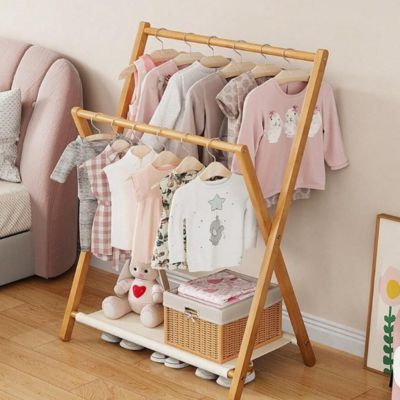 portant vêtement design pliable naturel idéal pour optimiser espace chambre