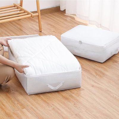 rangement sous lit femme range couette sac range portant vêtement
