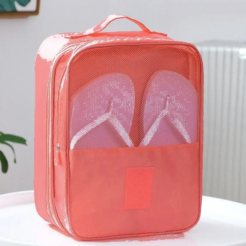 rangement valise rouge chaussure claquette chausson