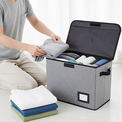 adolescent accroupi range habit boite de rangement tissu