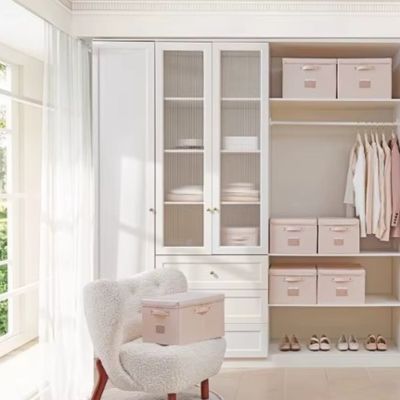 boite de rangement tissu dans dressing penderie chambre