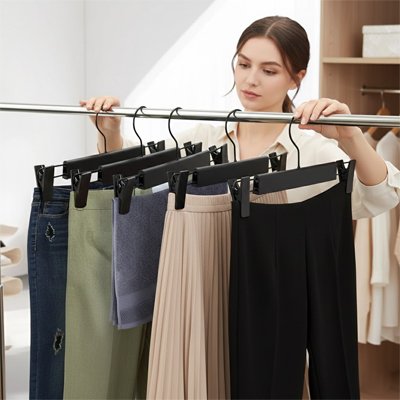 cintre pantalon​ aligne penderie femme ajuste vetement