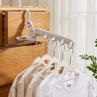 cintre suspendu tiroir commode
