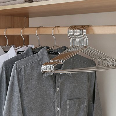 cintre​s acier inoxydable suspendu chemise penderie