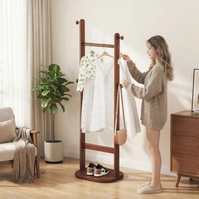 fille range robe portants vetements en bois 
