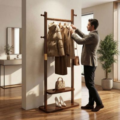 homme range manteau portants vetements en bois entree