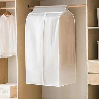 housse pour vêtement suspendu dressing rendu propre soigne