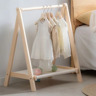 portant vêtement bois élégant design naturel épuré vêtements suspendu chambre