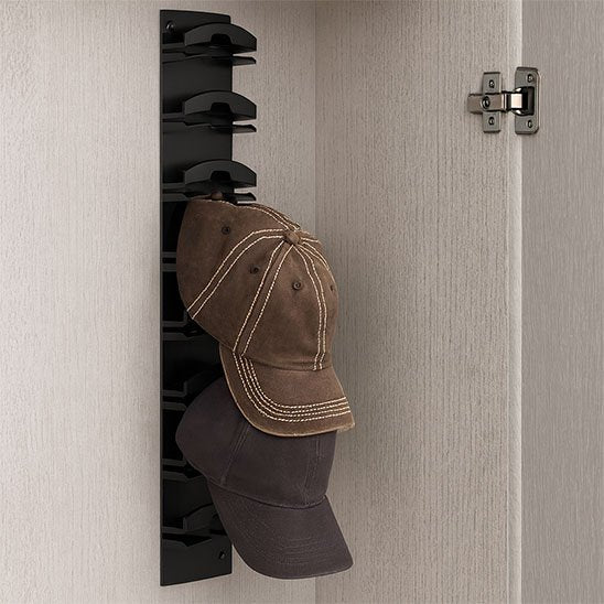 rangement casquette fixe dans placard discret