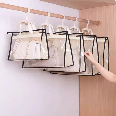 rangement sac à main beige noir suspendu cintre sac penderie