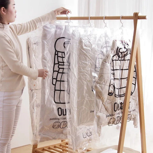 sac sous vide protège vêtement femme suspendu housse portant vêtement