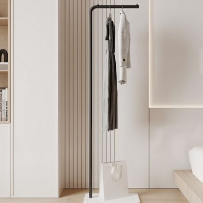 valet de chambre noir robe veste suspendu sol sac chambre